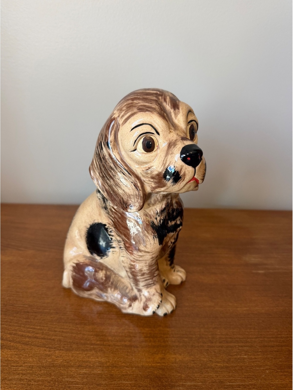 Ceramic hand painted dog figurine from 1972 - Picture 2 of 7